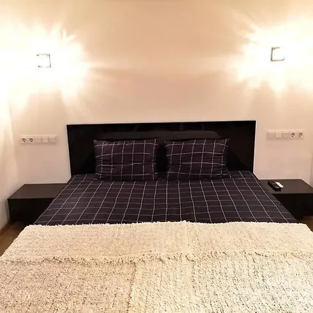 Manufakturu Loft Near Oldtown *